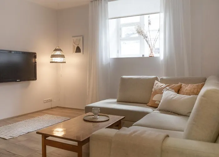 Charming One Bedroom In *