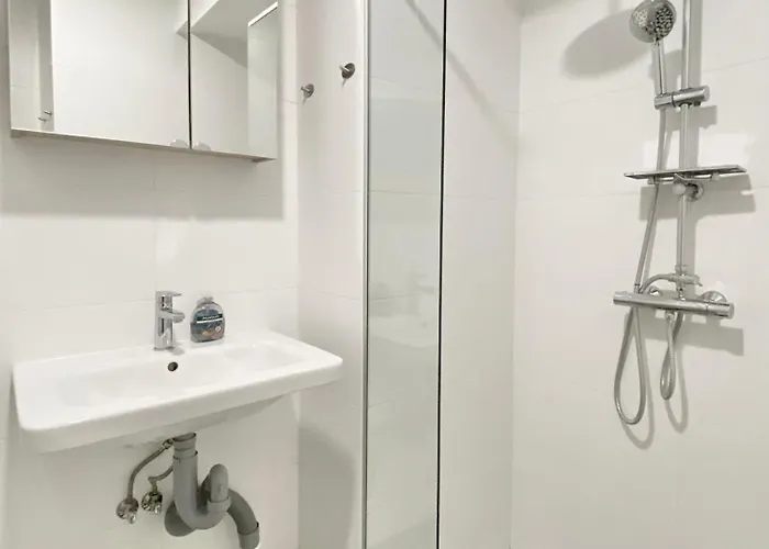 Charming One Bedroom In *